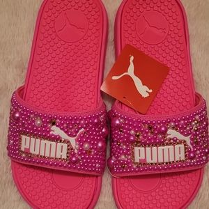 Women puma sandals